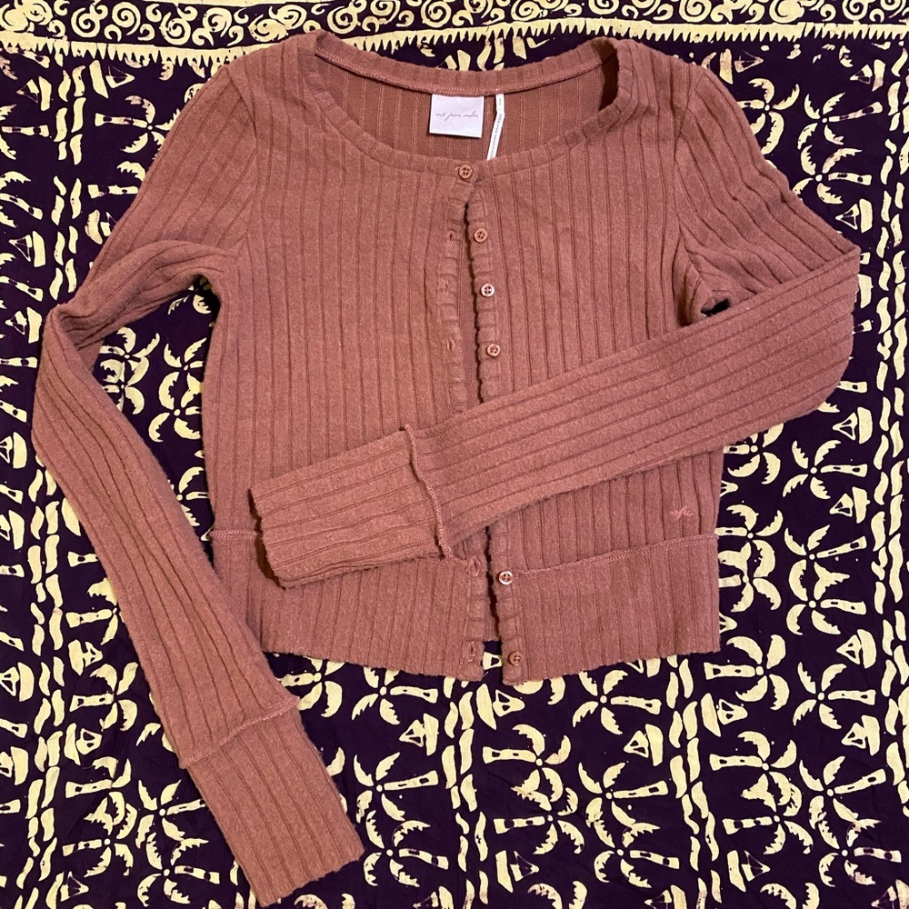 Urban Outfitters Pink Ribbed Crop Button Down Shirt